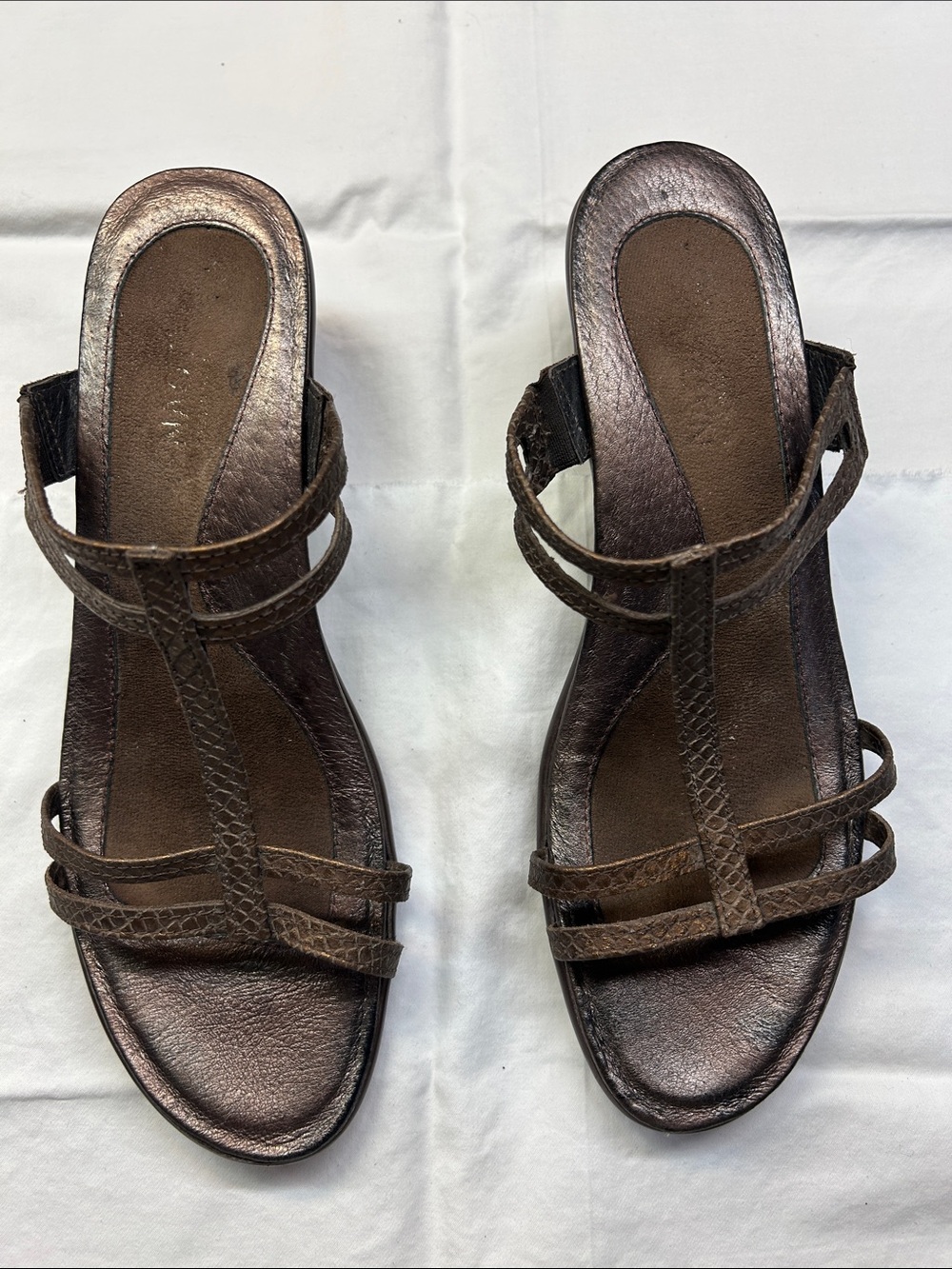 Naot Brown Leather Strappy Slide Sandals